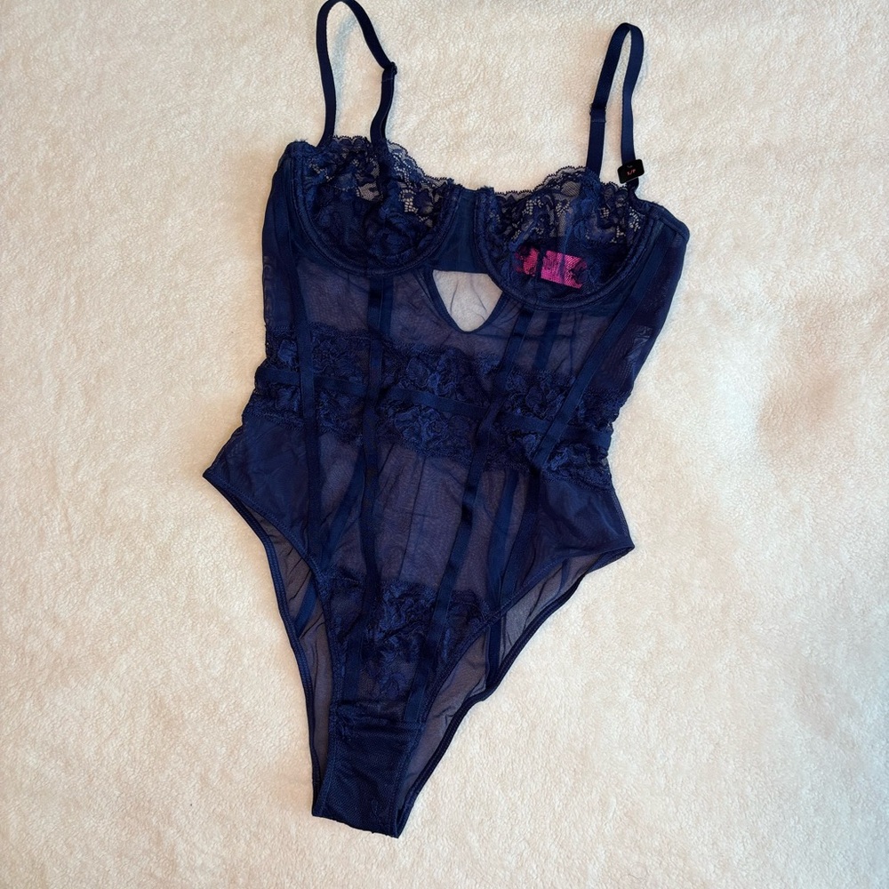 La SENZA Navy Lace Chemise